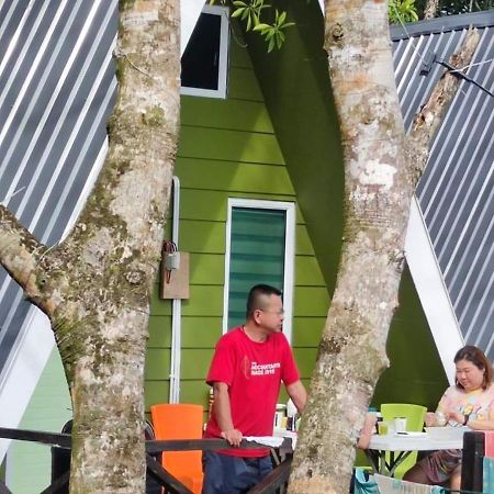 The Mangrove Villa Sematan Eksteriør bilde